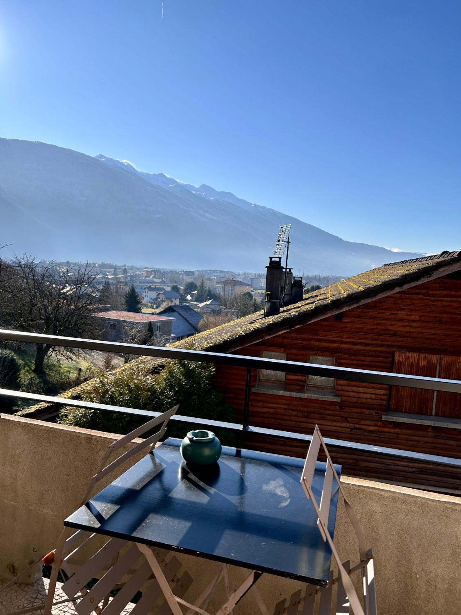 Appartement Au Coeur Des Alpes Albertville Exterior foto